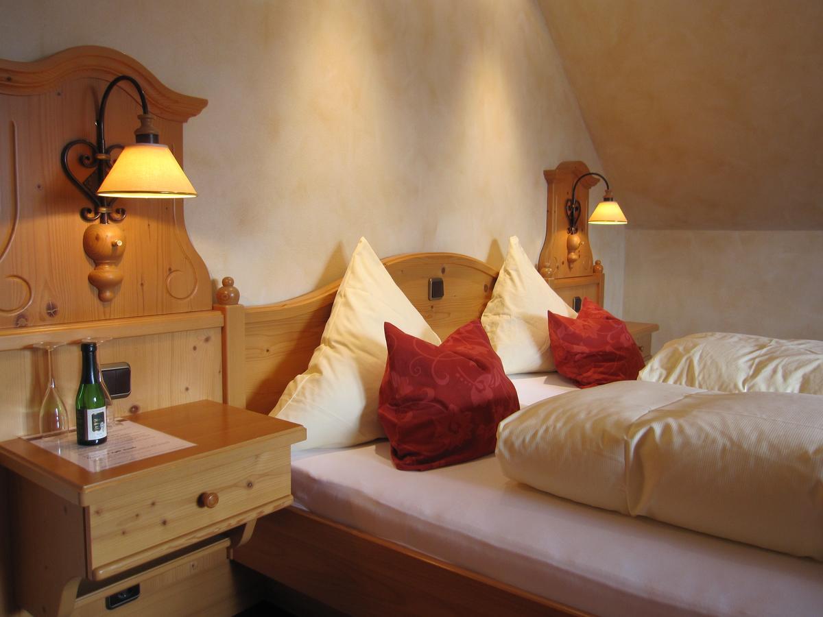 Weinhotel Offenstein Erben Eltville am Rhein Екстериор снимка